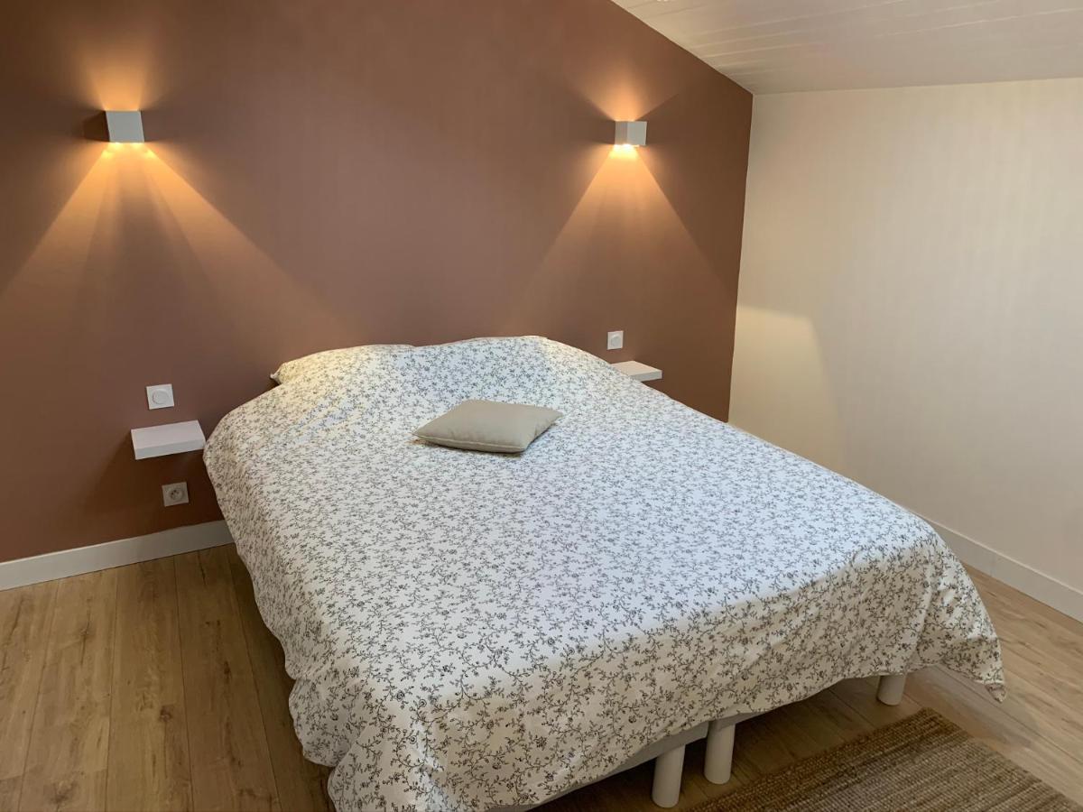 Logement Renove Et Moderne Au Sacre Coeur Cholet Exteriör bild