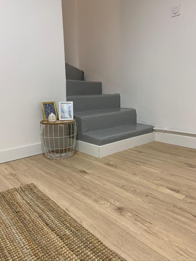 Logement Renove Et Moderne Au Sacre Coeur Cholet Exteriör bild